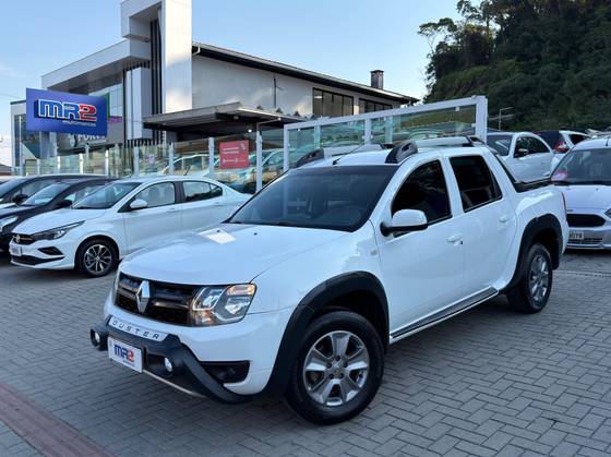 RENAULT DUSTER OROCH 2.0 16V HI-FLEX DYNAMIQUE AUTOMÁTICO RENAULT DUSTER OROCH 2.0 16V HI-FLEX DYNAMIQUE AUTOMÁTICO